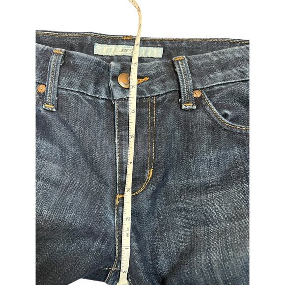 Joe's Jeans Rocker Fit- Flare Leg Low rise size 27 Dark Wash Raw Hem - Picture 4 of 9
